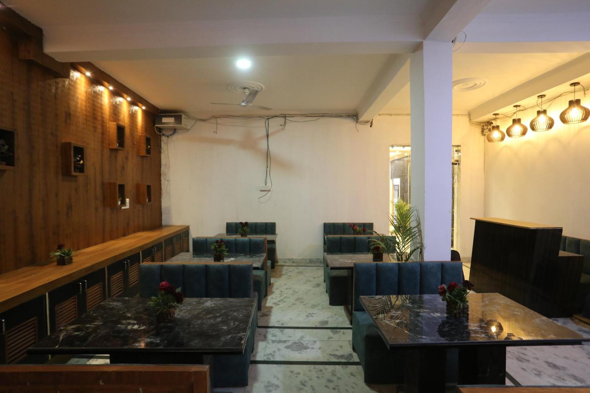 Backpackers - Ink Hotels Delhi Airport By Ss Group New Delhi Extérieur photo