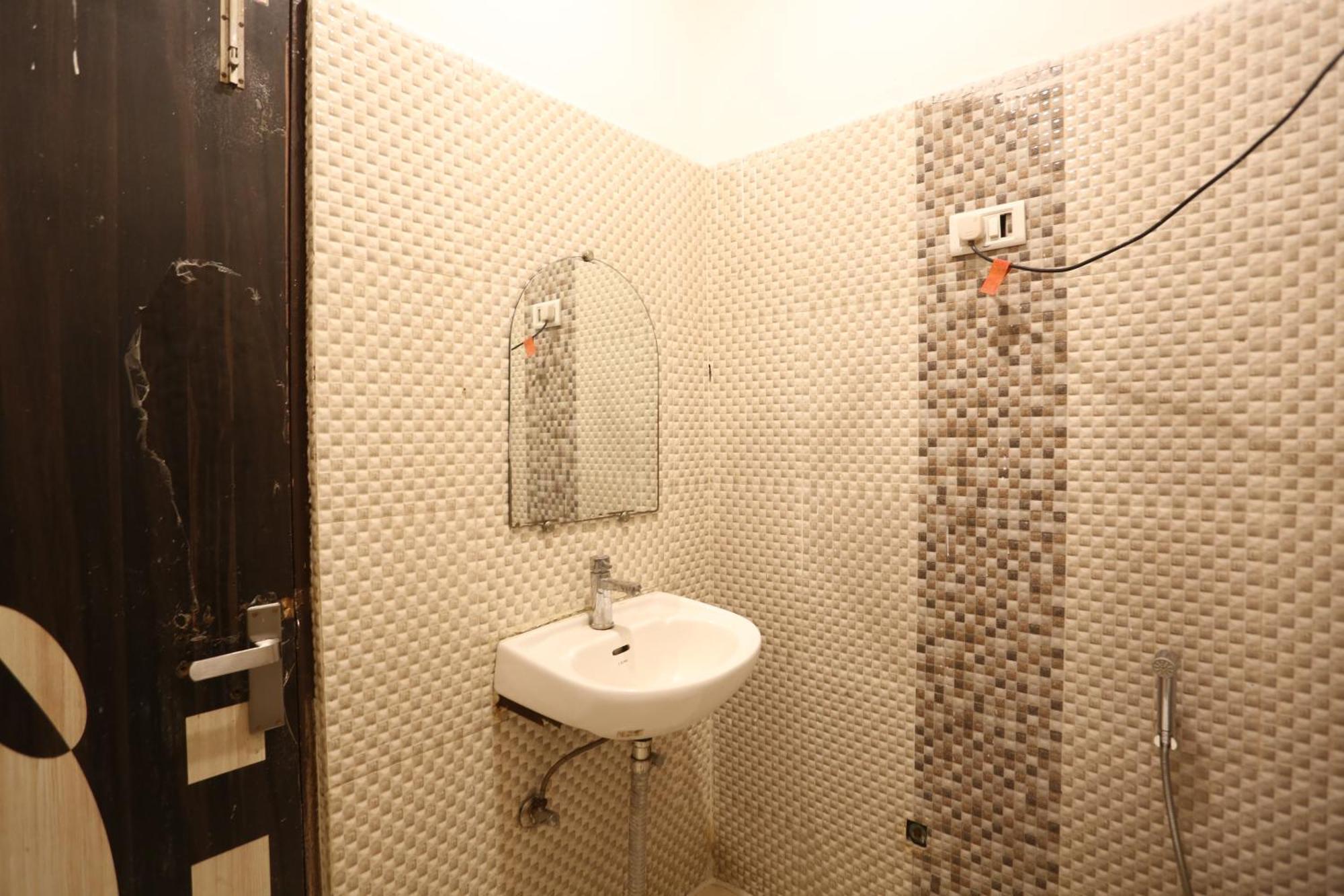Backpackers - Ink Hotels Delhi Airport By Ss Group New Delhi Extérieur photo