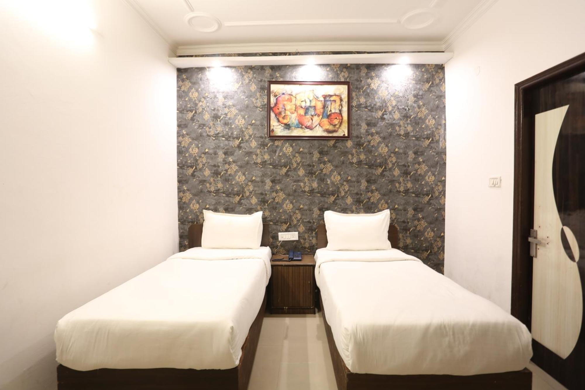 Backpackers - Ink Hotels Delhi Airport By Ss Group New Delhi Extérieur photo