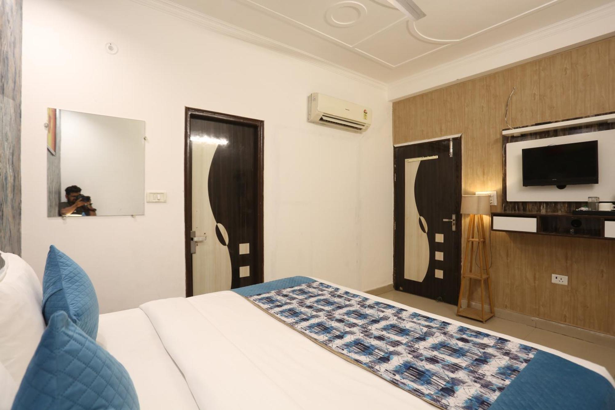 Backpackers - Ink Hotels Delhi Airport By Ss Group New Delhi Extérieur photo